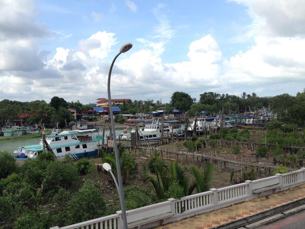 Sakiza View Hotel Mersing Esterno foto