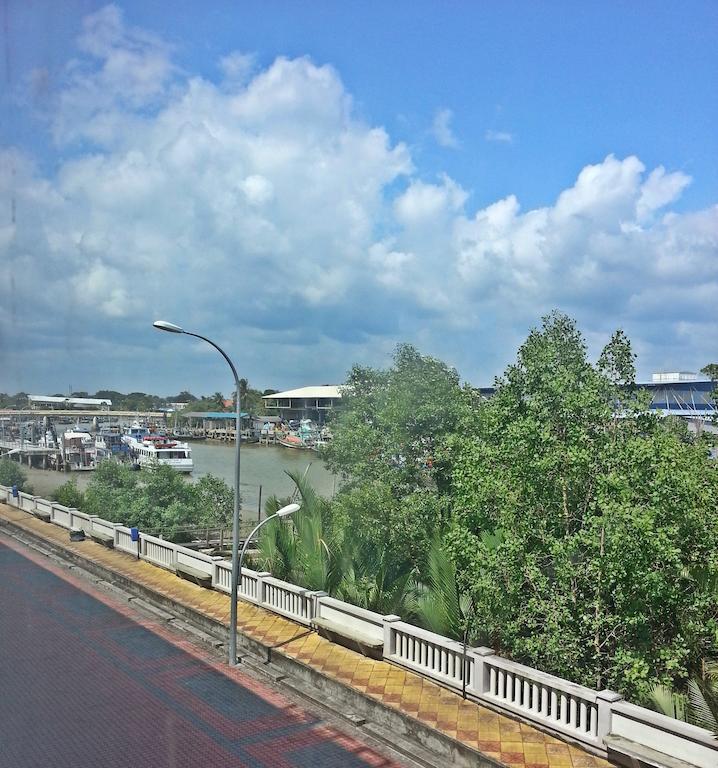 Sakiza View Hotel Mersing Esterno foto